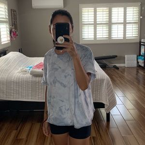 ⭐️ Wāhine Tie Dye Crop T-shirt in Polū (blue) - NEW